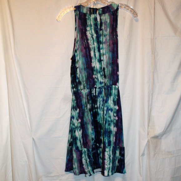 Wasso Dress - Picture 3 of 4